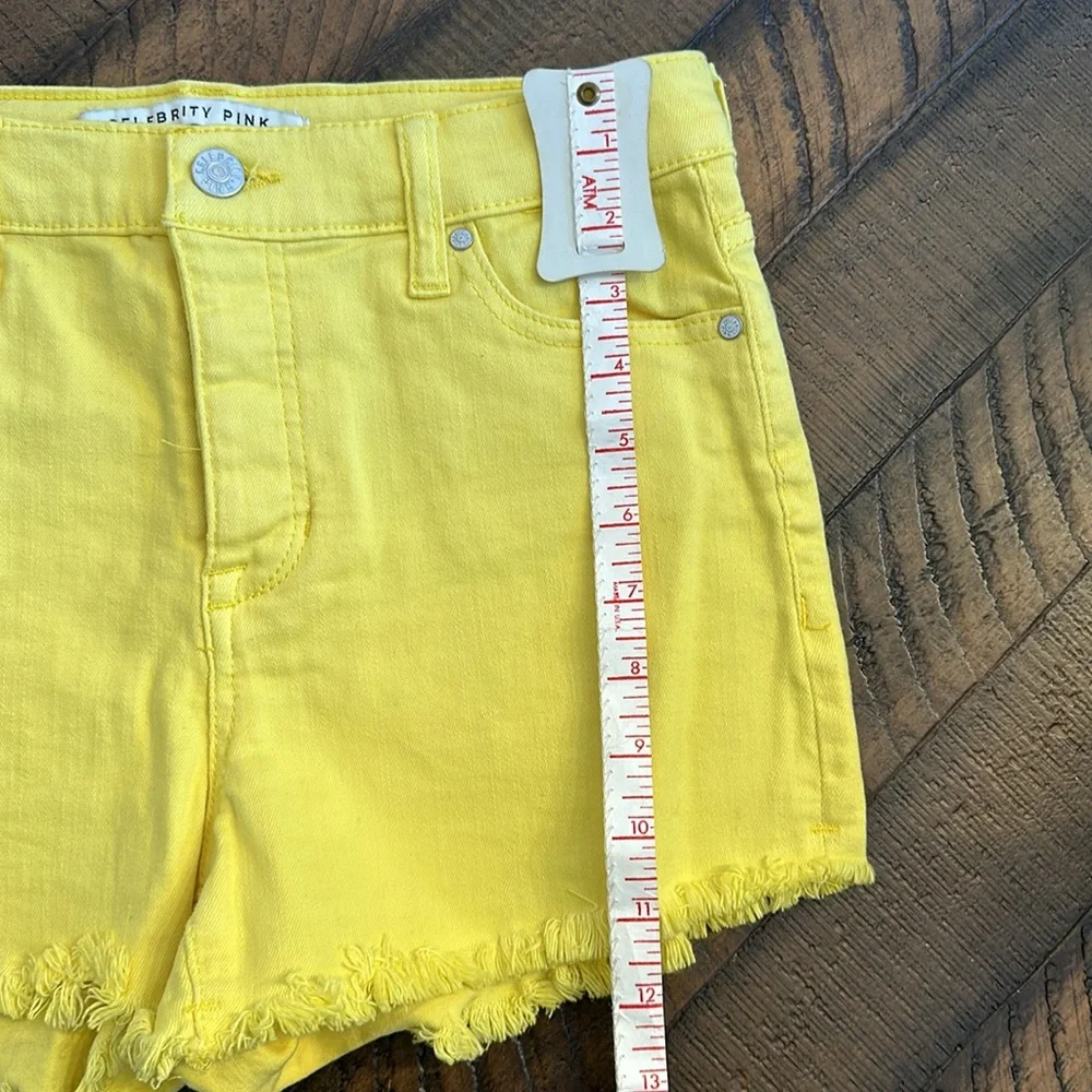 Celebrity Pink Jean shorts 3/26